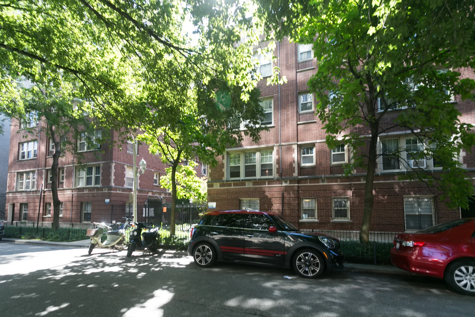 517525 West Brompton Apartments for Rent Chicago Domu